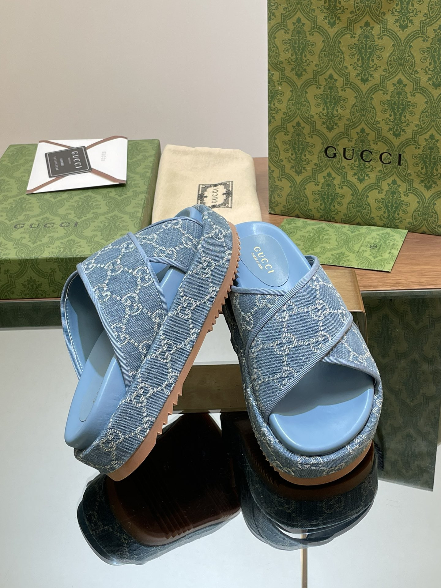 UA GUCCI WOMEN
