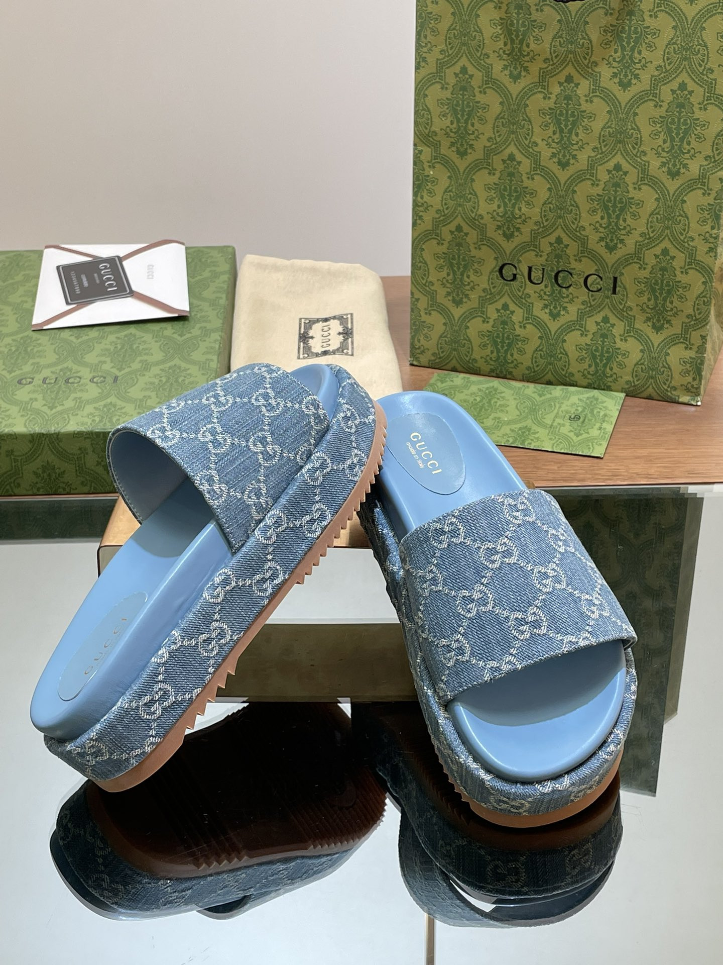UA GUCCI WOMEN