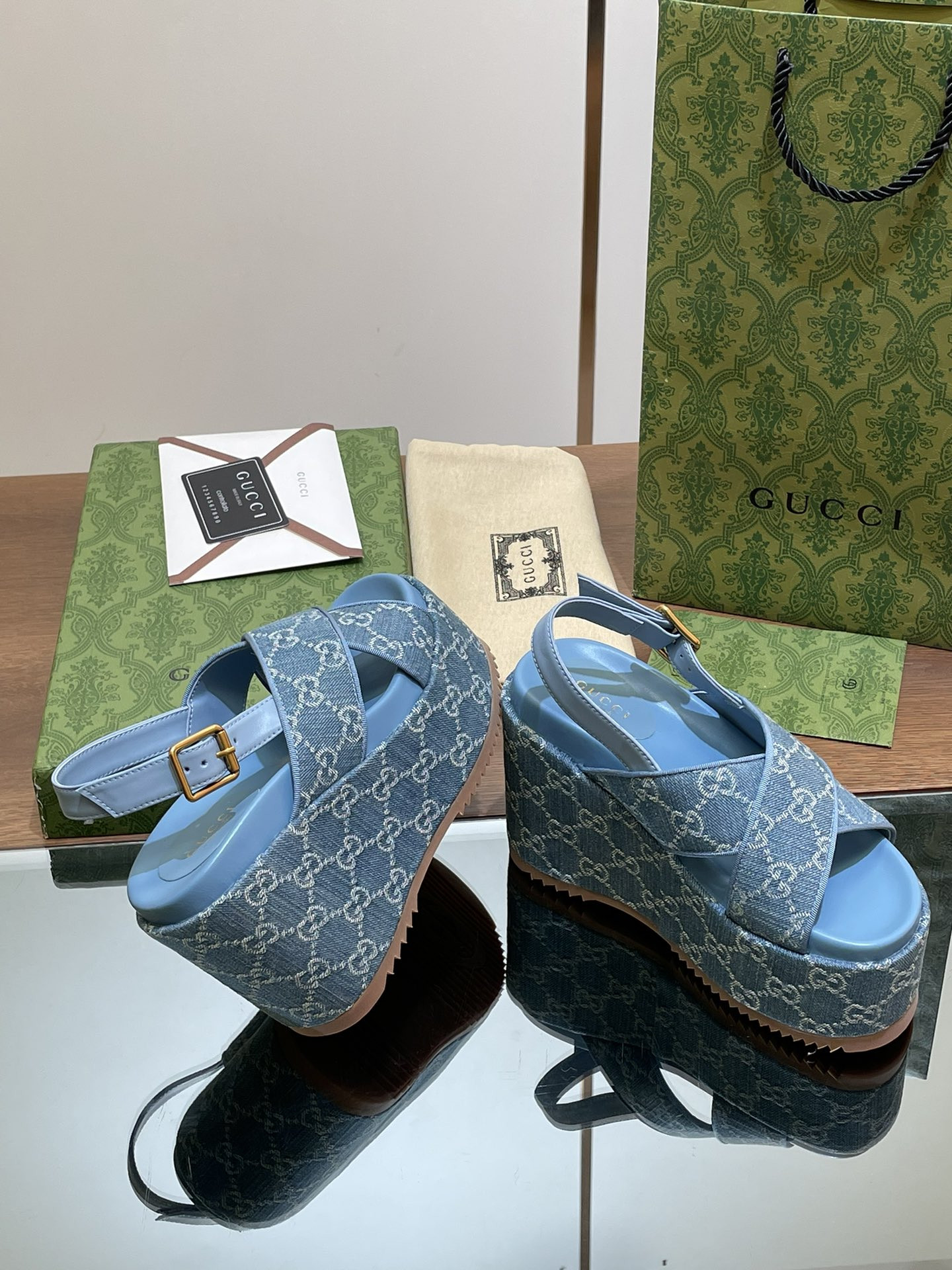 UA GUCCI WOMEN