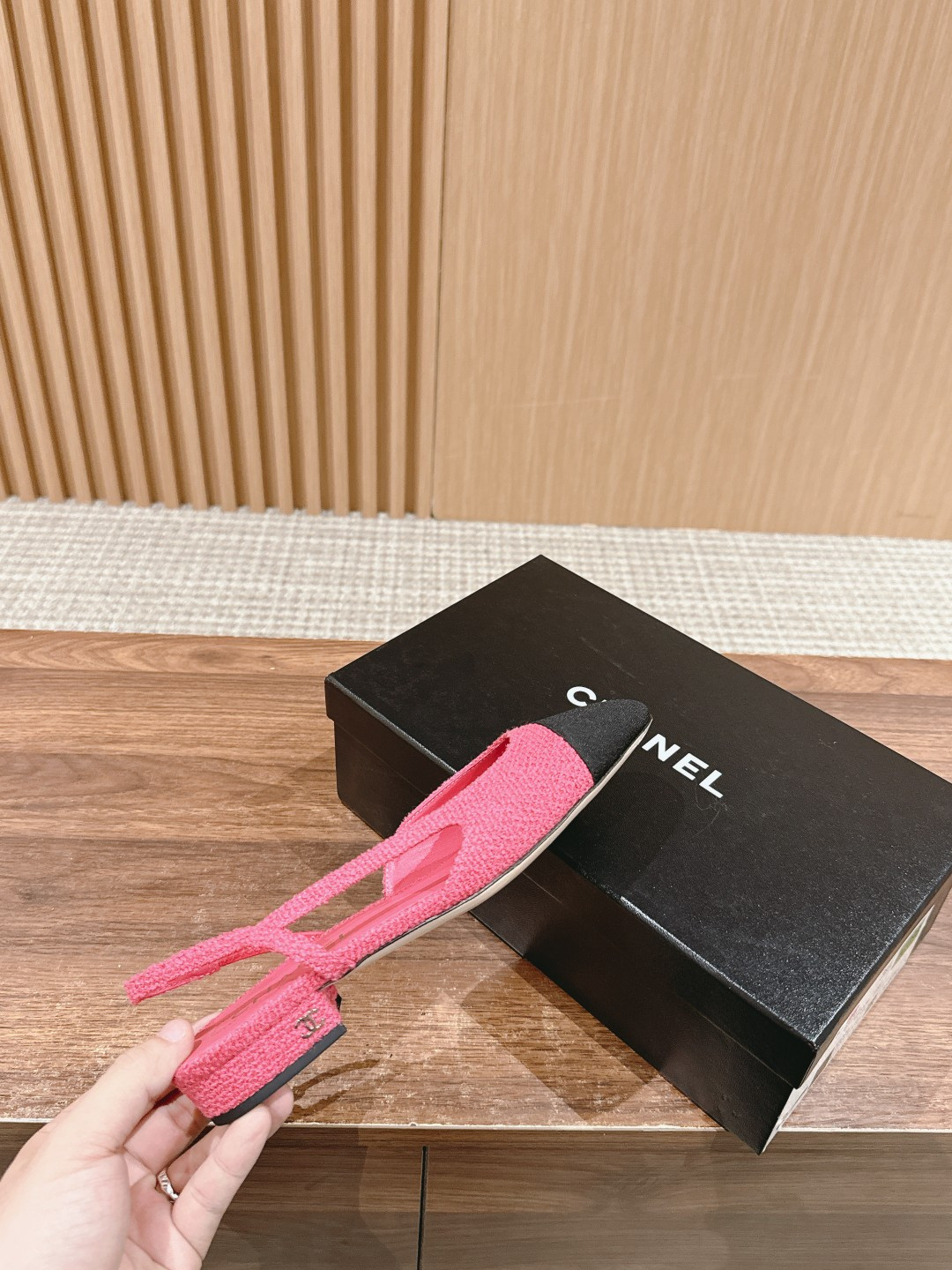 UA CHANEL SLINGBACKS FLAT