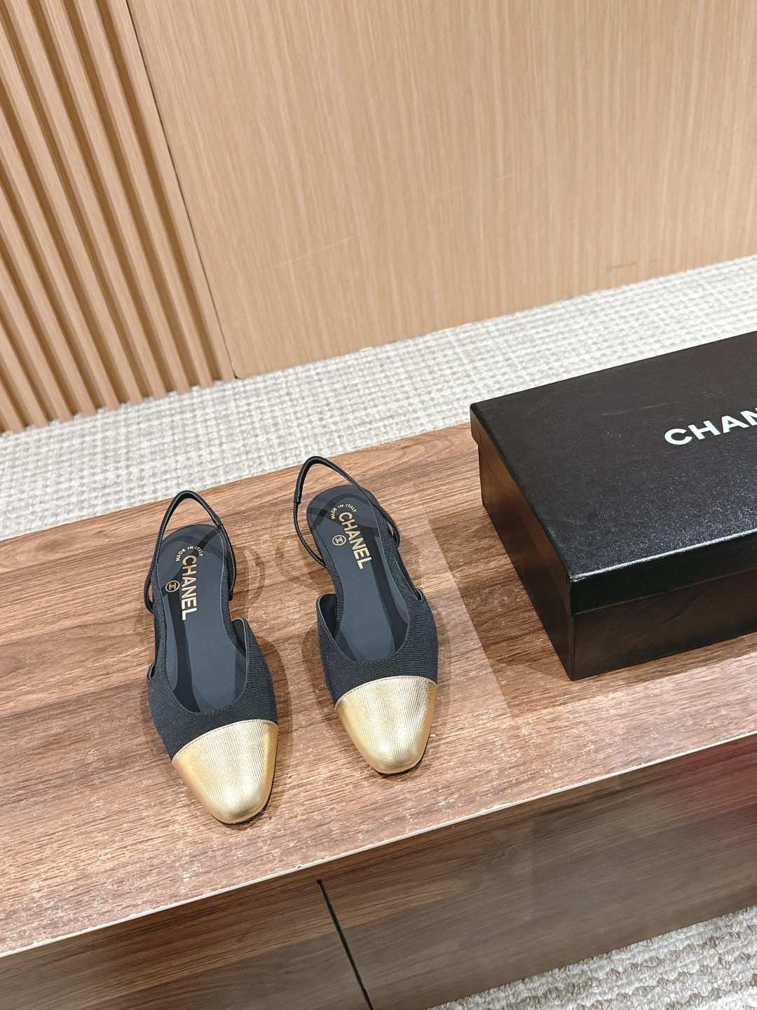UA CHANEL SLINGBACKS FLAT