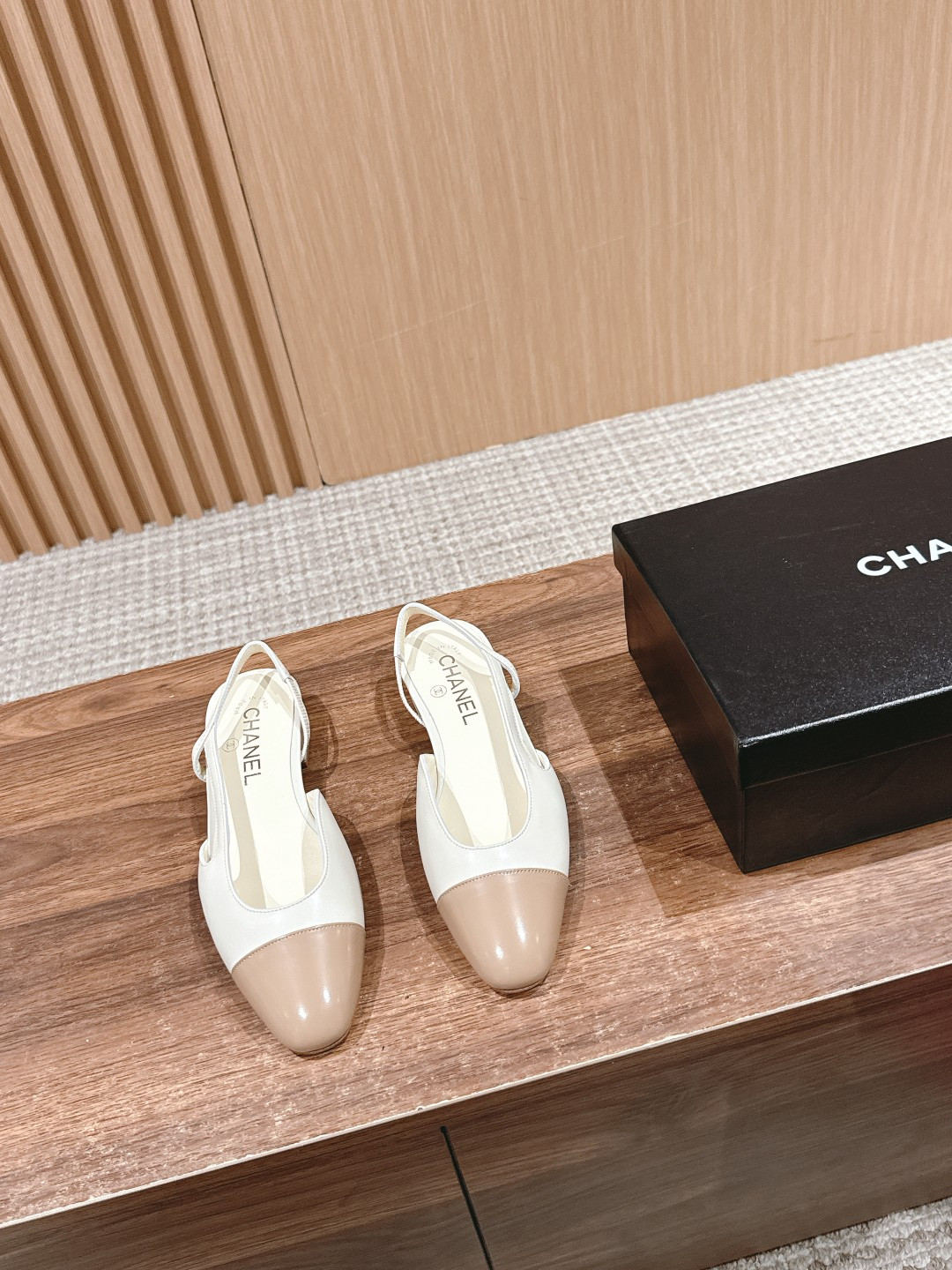 UA CHANEL SLINGBACKS FLAT