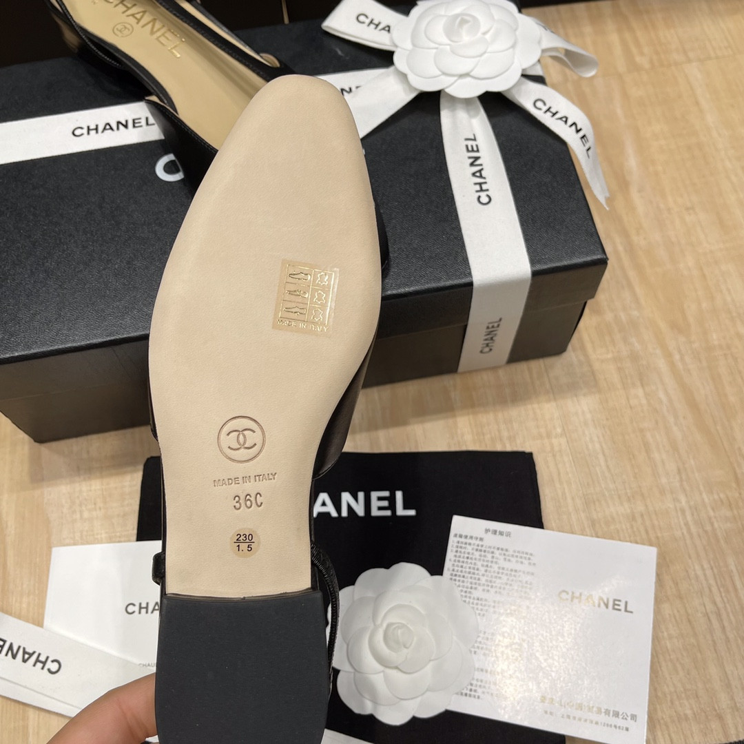 UA CHANEL SLINGBACKS FLAT