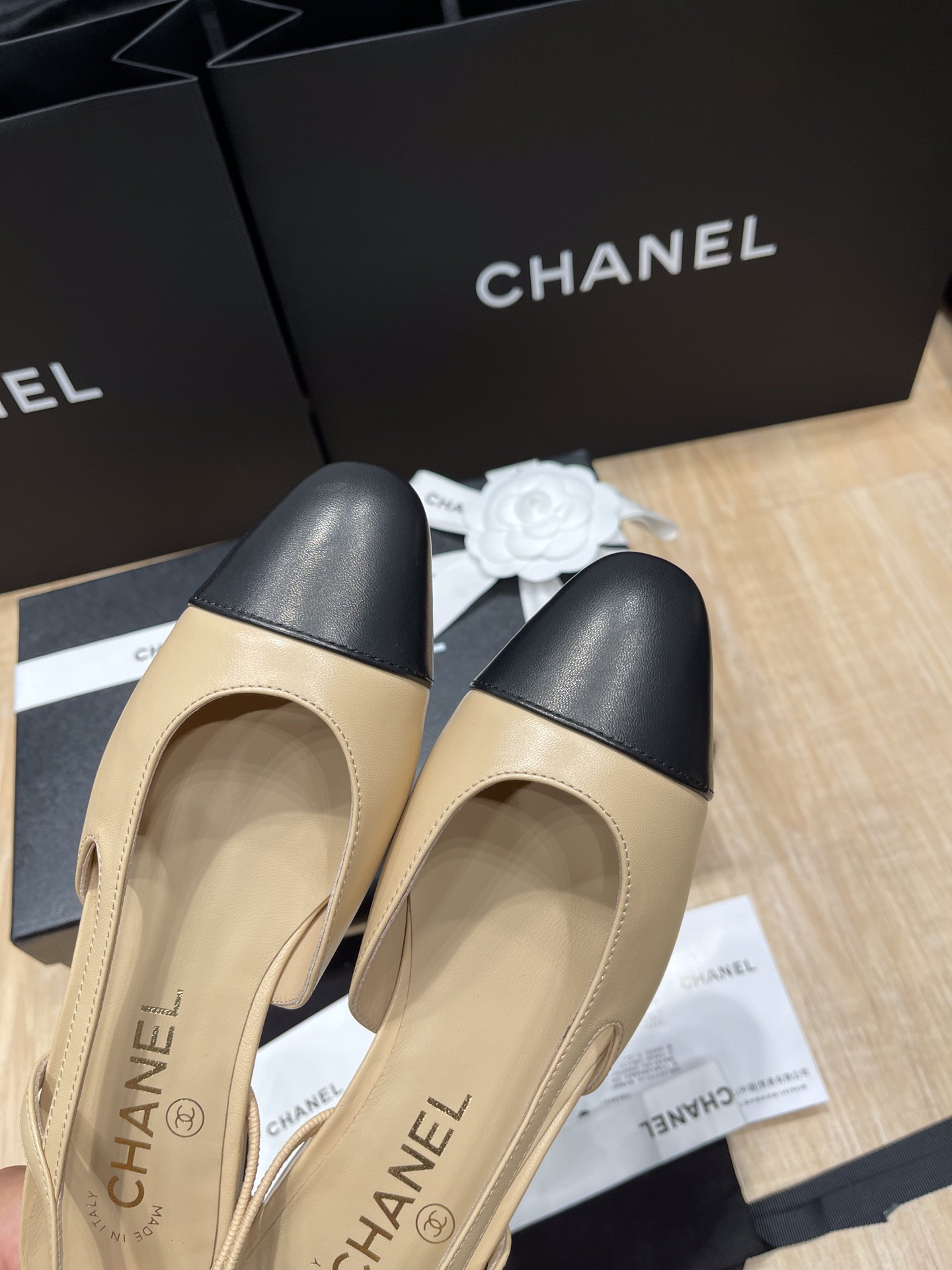 UA CHANEL SLINGBACKS FLAT