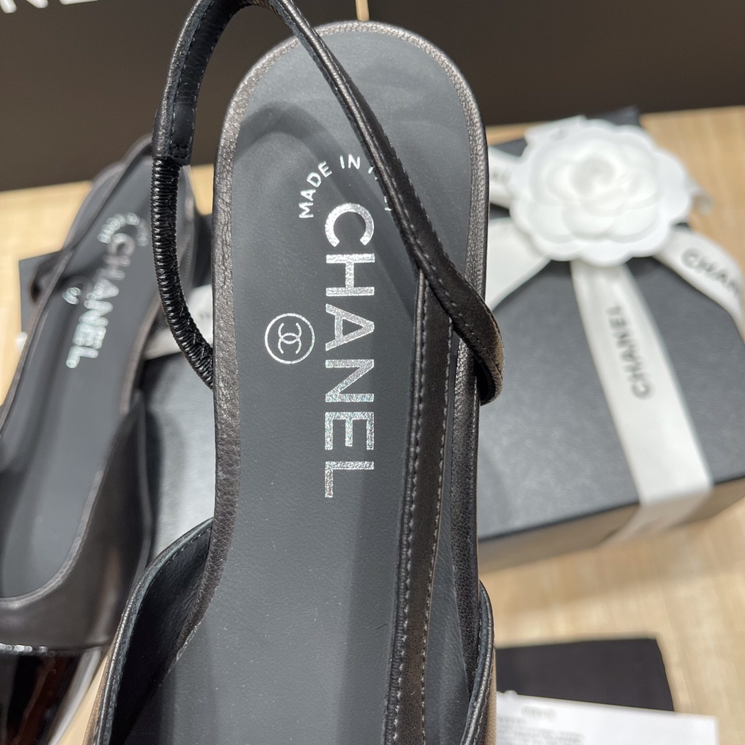 UA CHANEL SLINGBACKS FLAT