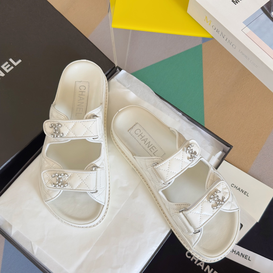 UA CHANEL SLIDES