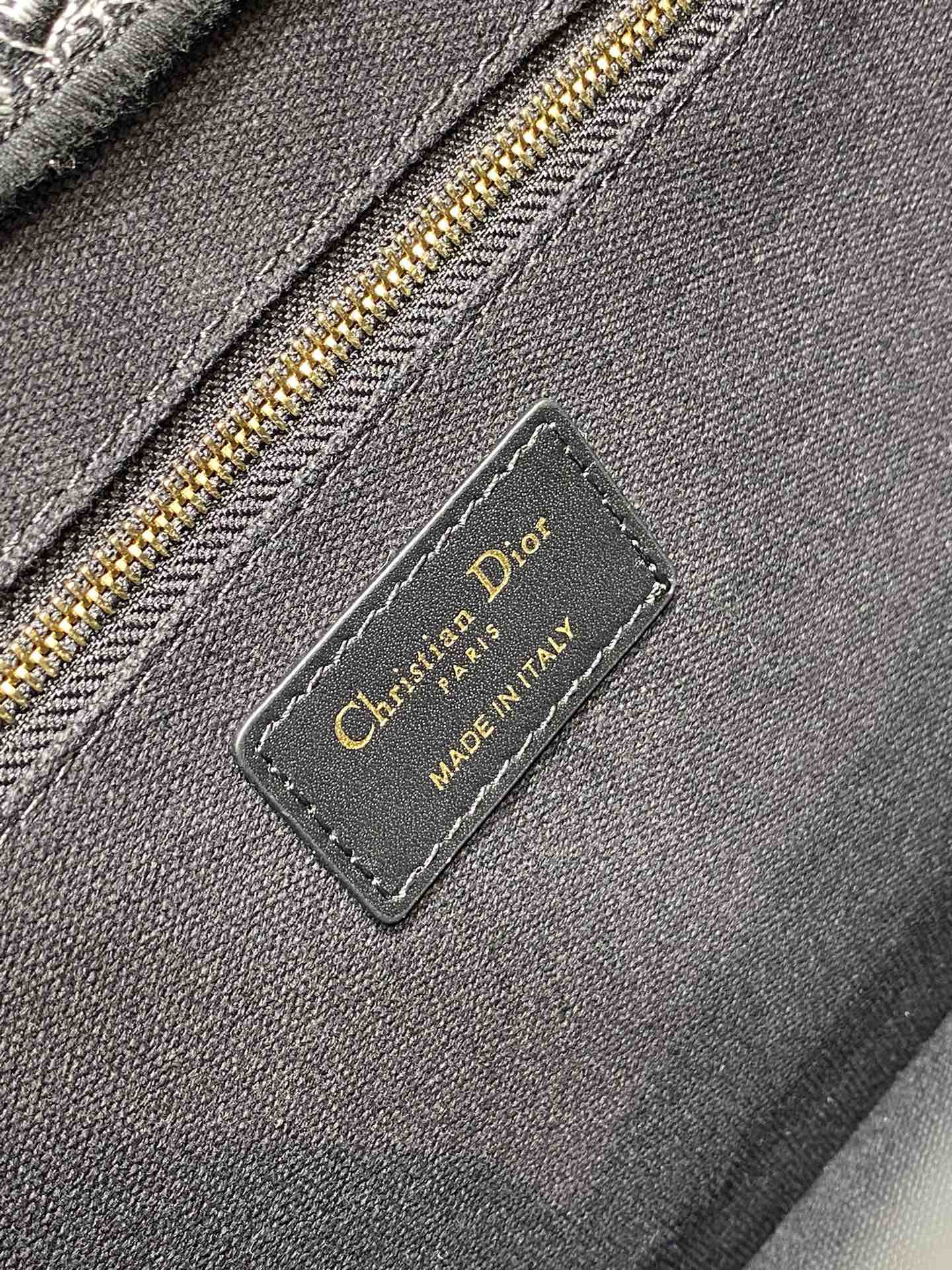 Dior Small Dior Book Tote White and Black Plan de Paris Embroidery and Black Calfskin 26.5 x 21 x 14 cm