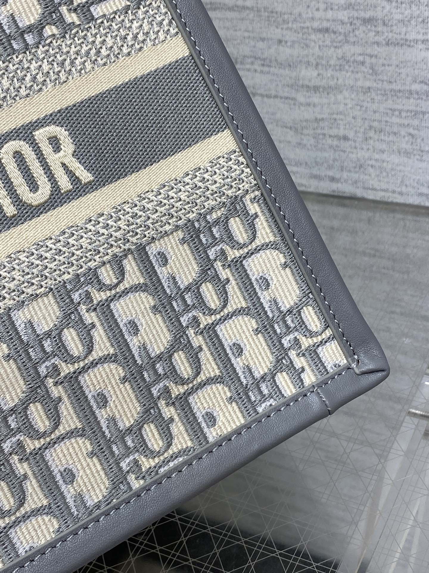 Dior Small Dior Book Tote Gray Dior Oblique Embroidery and Calfskin 26.5 x 21 x 14 cm