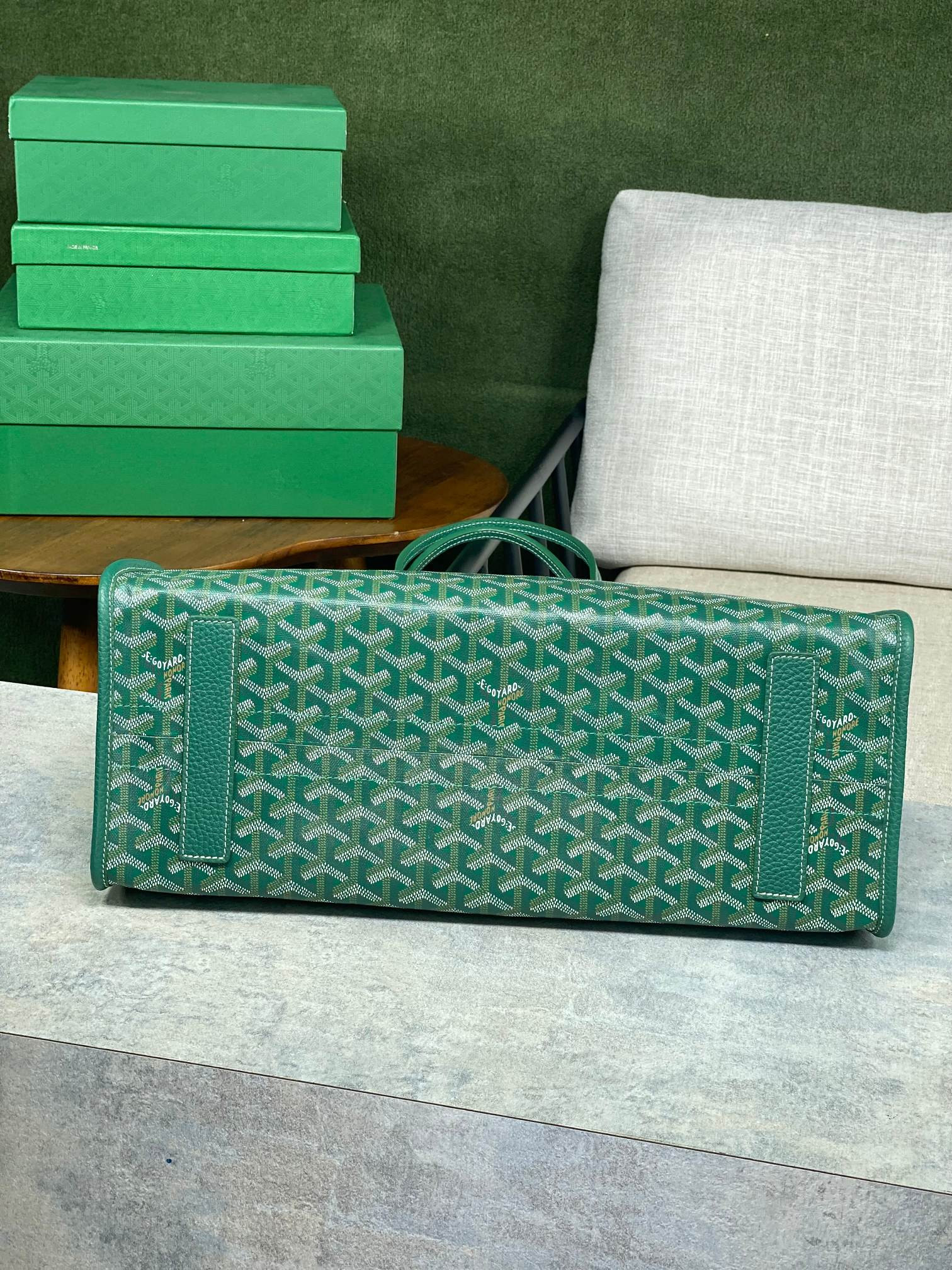 Goyard Chic du Chien 41x30x16.5cm