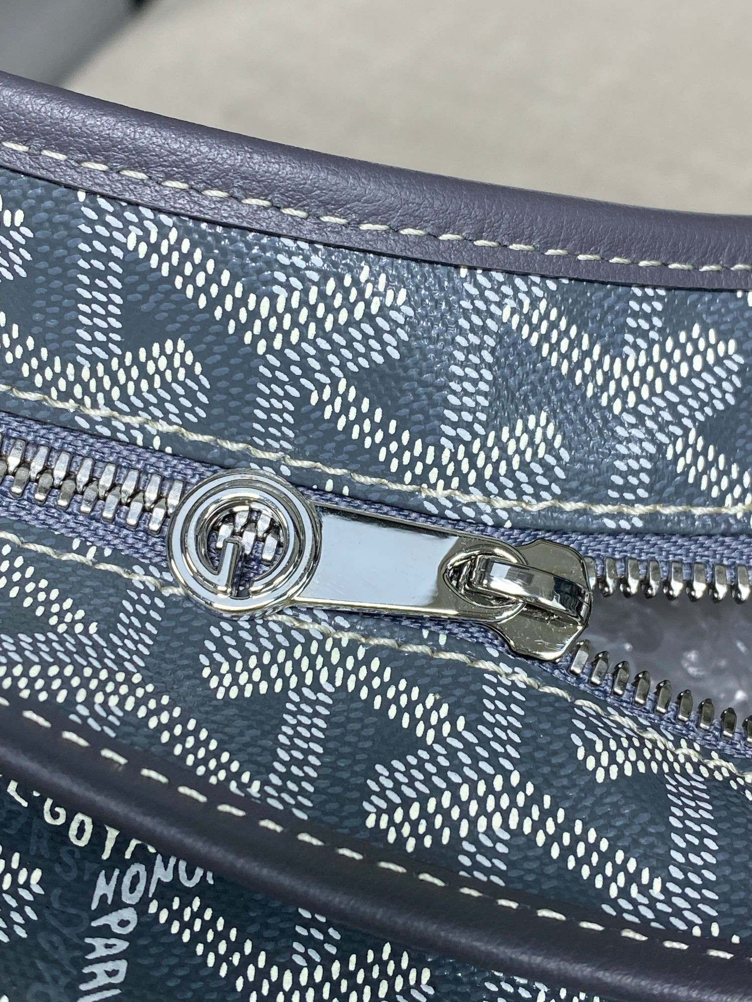 Goyard BOHEME HoBo 27 cm x 15 cm x 42 cm