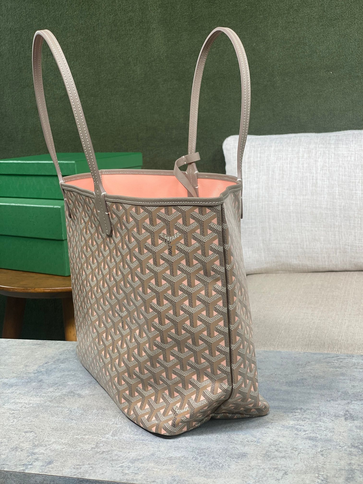 Goyard Small Saint Louis Bag 28 cm x 15 cm x 34 cm