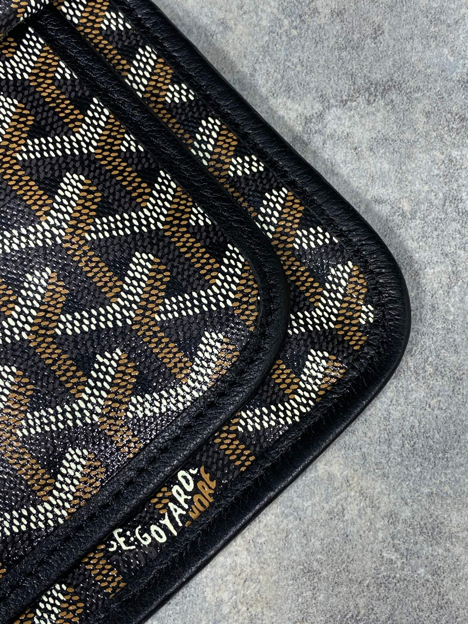 Goyard Plumet Pocket Wallet 21x14x2.5cm