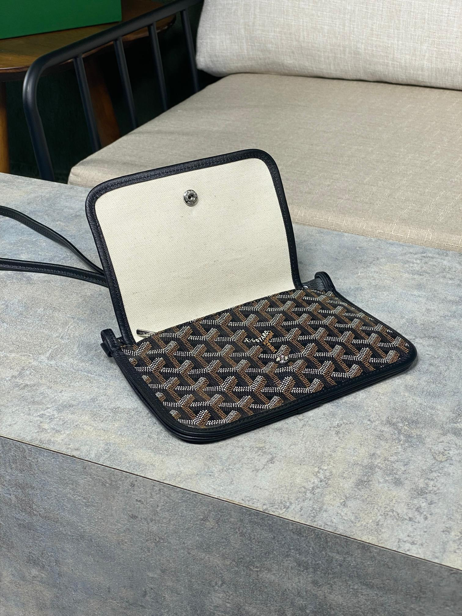 Goyard Plumet Pocket Wallet 21x14x2.5cm