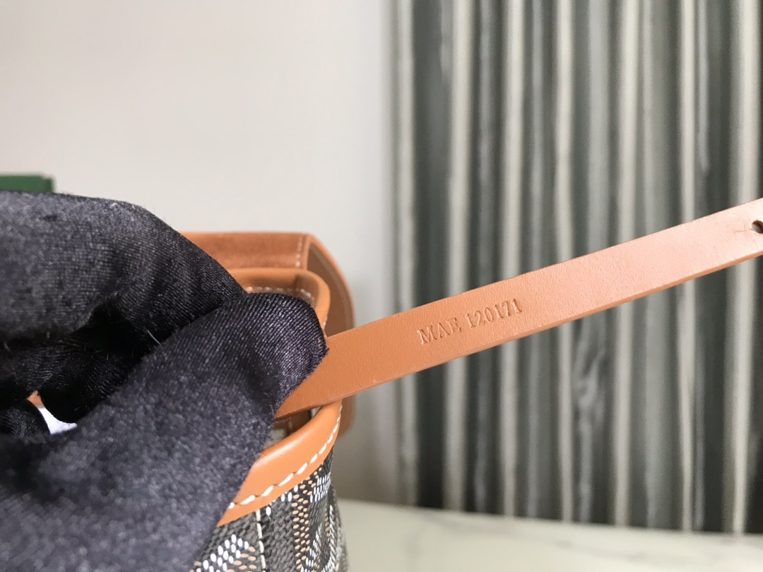 Goyard Citadin PM Messenger Bag 33x9x38cm