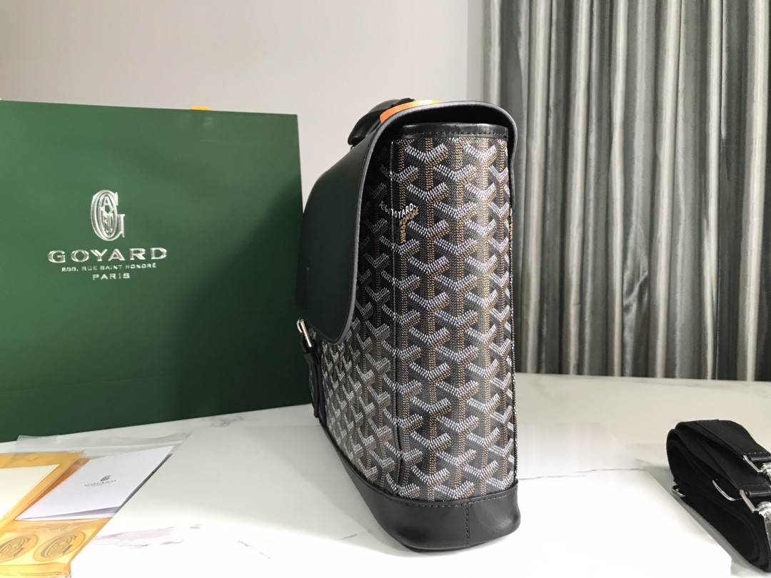 Goyard Citadin PM Messenger Bag 33x9x38cm