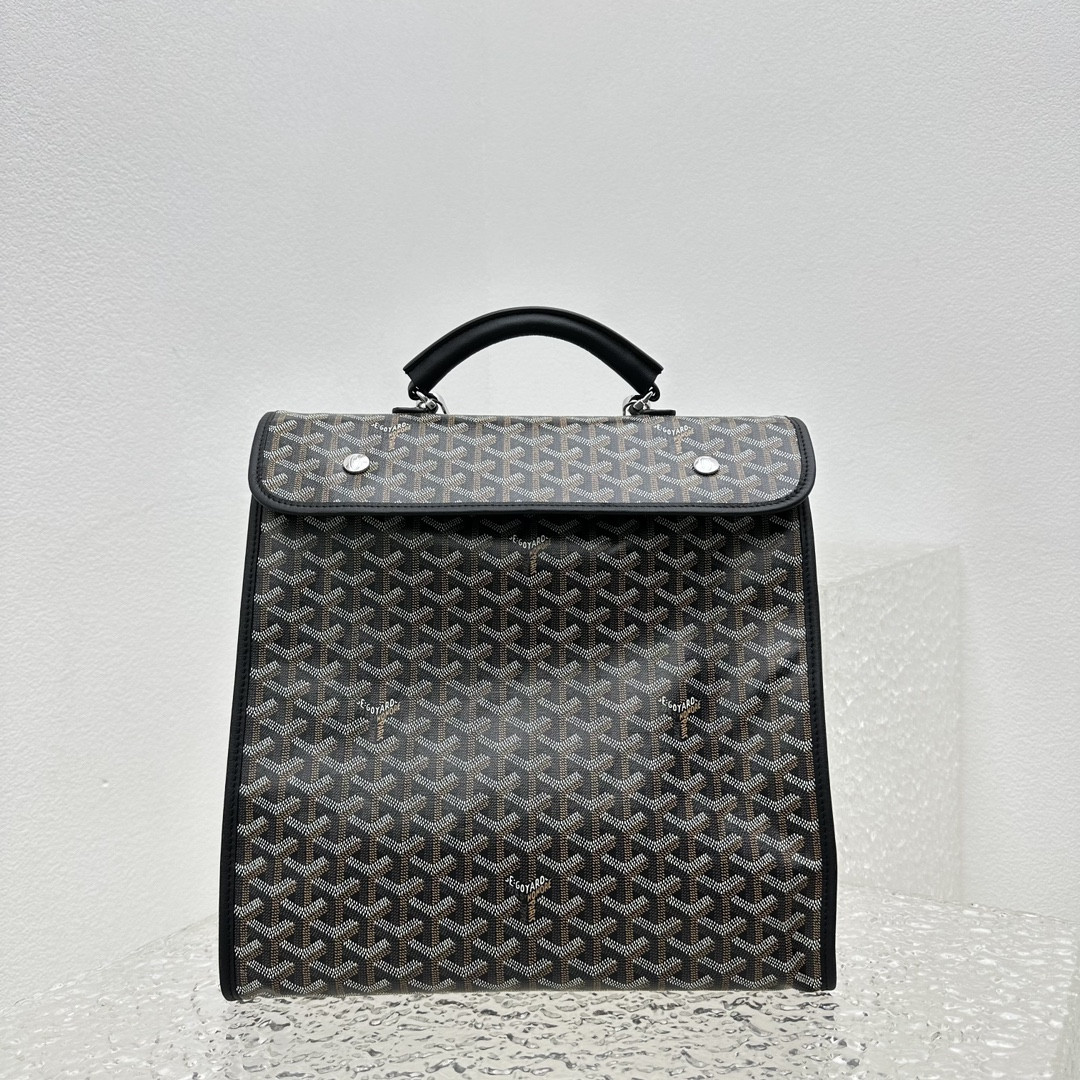 Goyard Saint Léger 37 cm x 15 cm x 34 cm