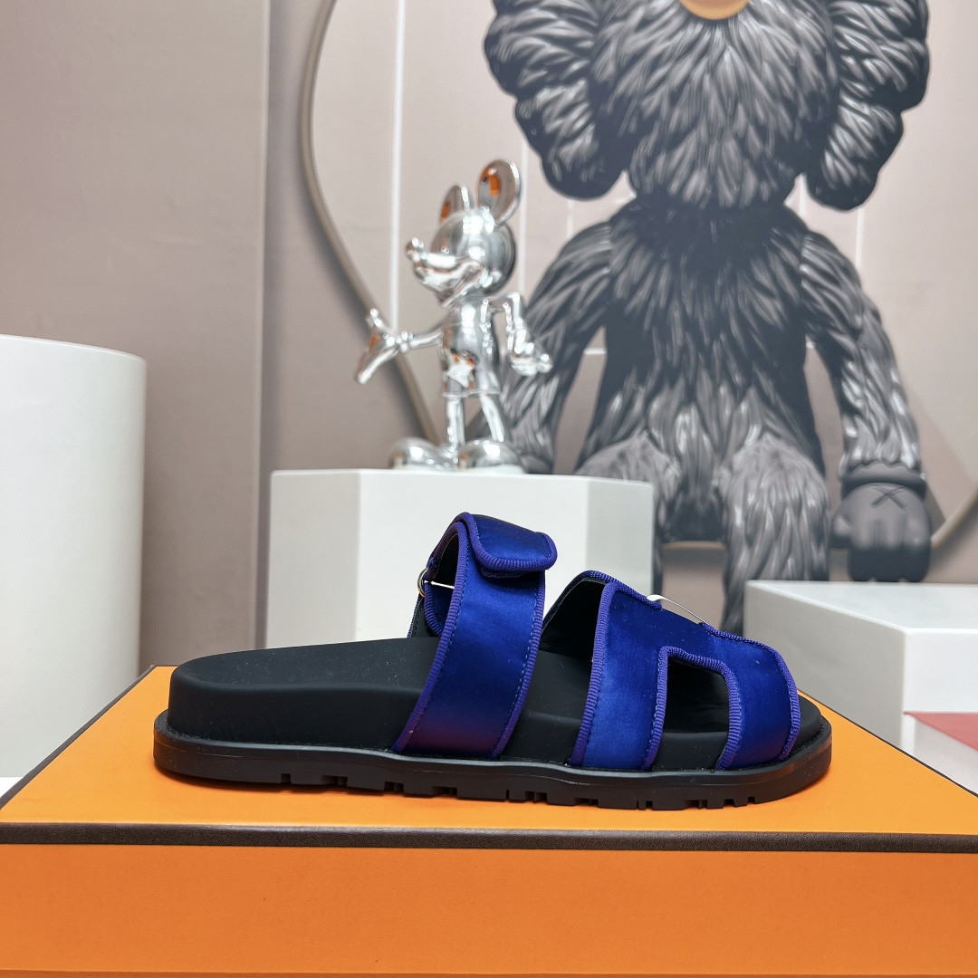 UA Hermès Chypre sandal