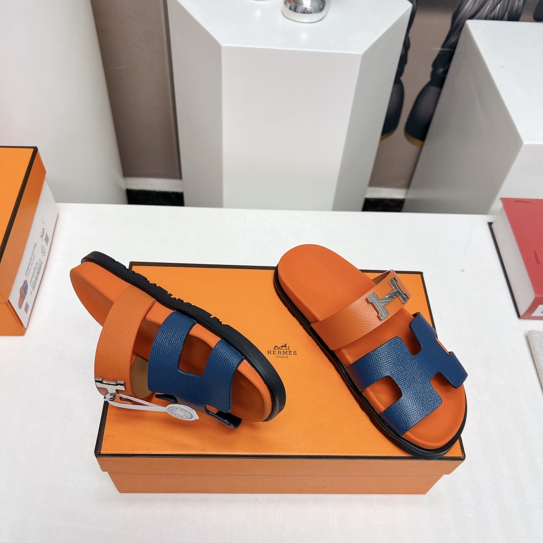 UA Hermès Chypre sandal