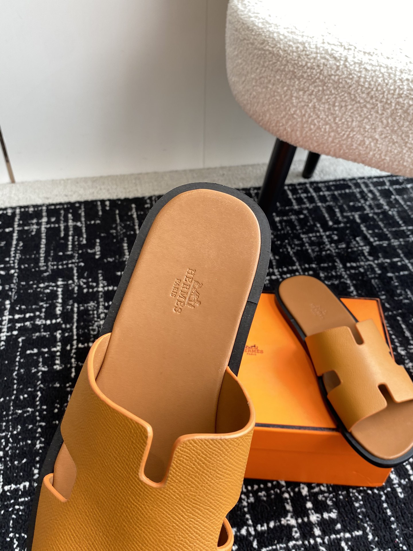 UA Hermès Izmir sandal