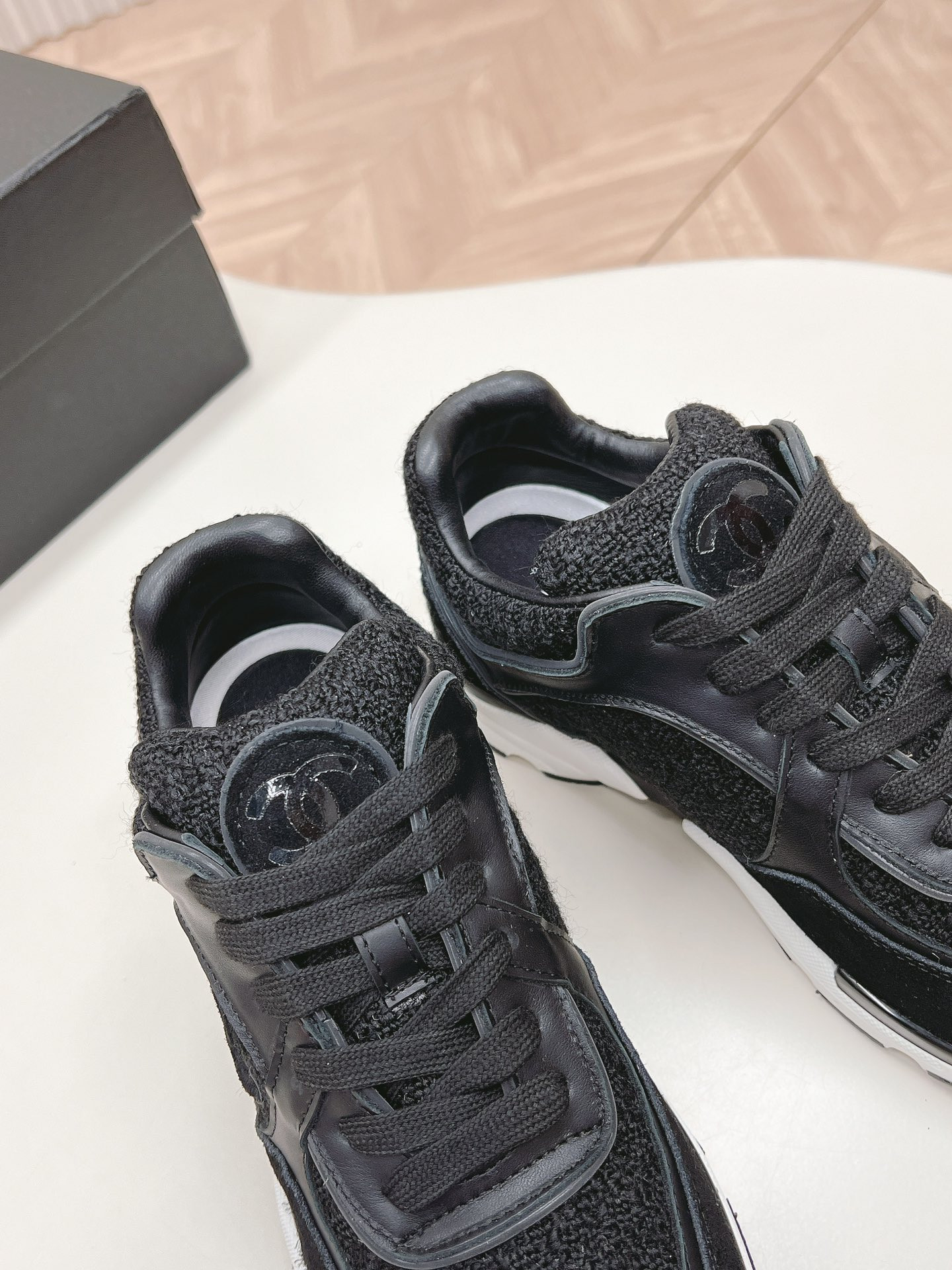 UA CHANEL SNEAKER