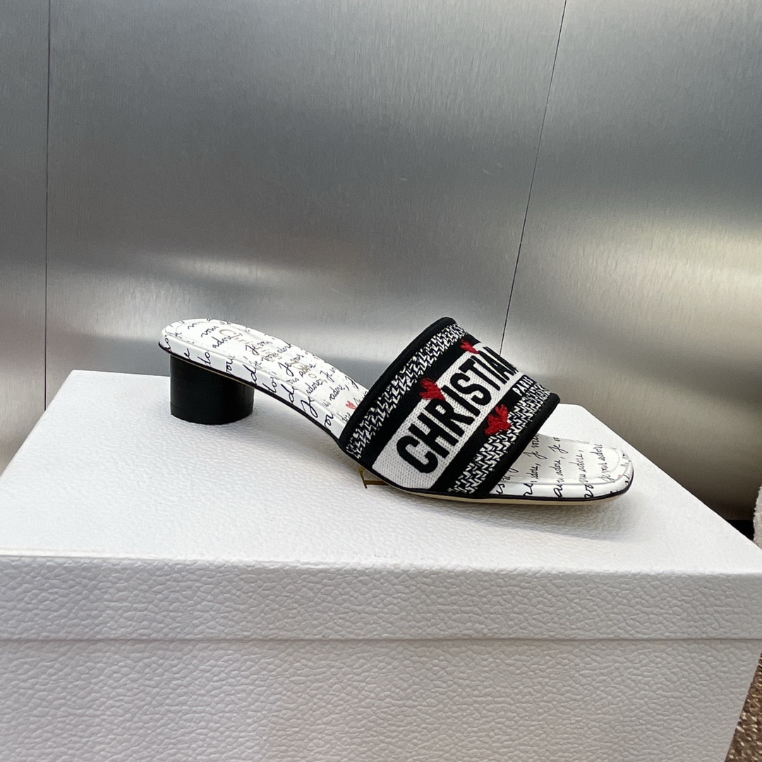 UA Dioramour Dway Heeled Slide