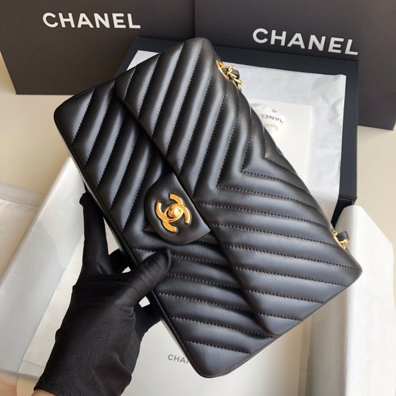CHANEL Flap Bag 25cm