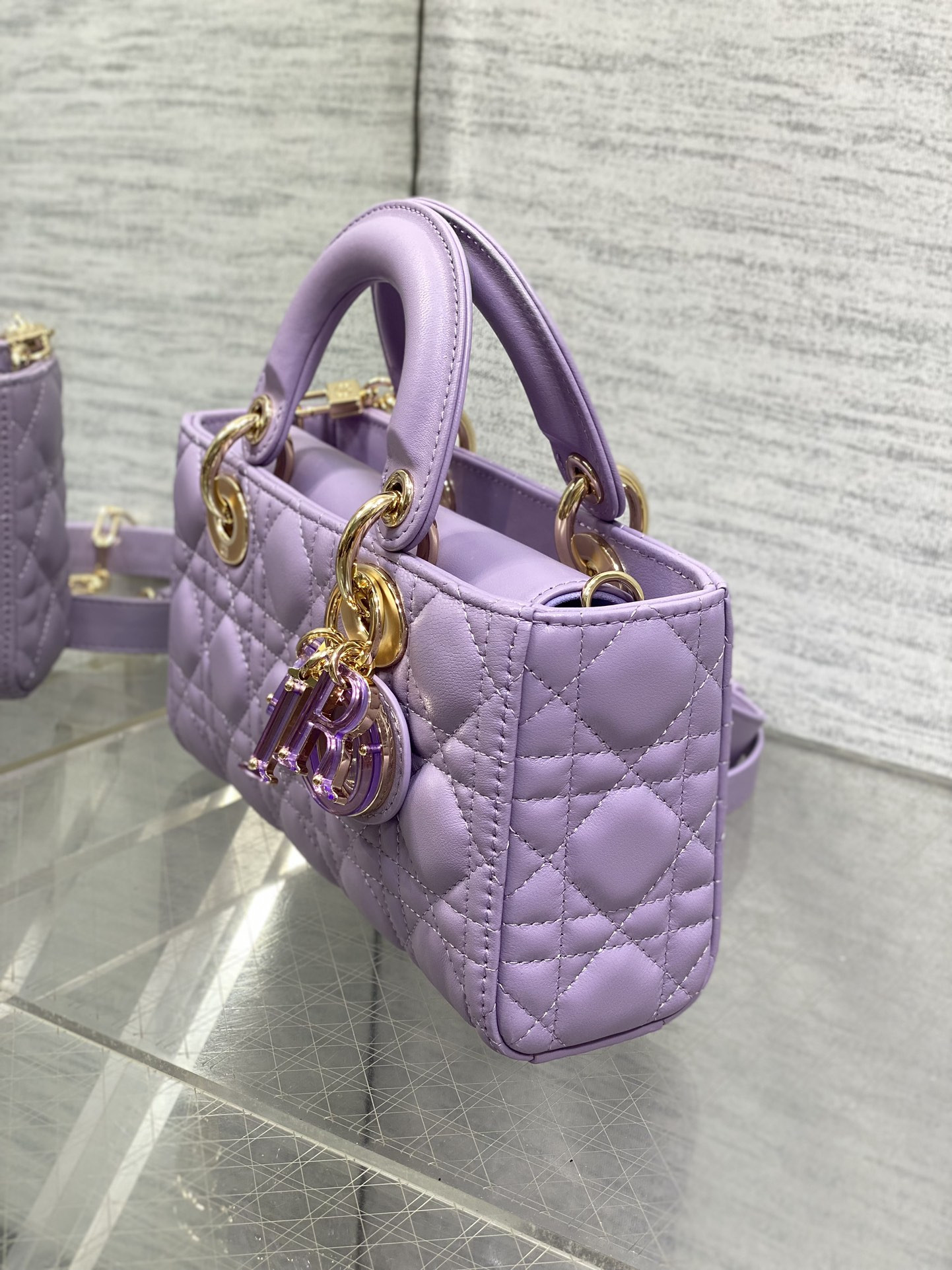 DIOR SAMLL D-JOY BAG 22.5 x 6 x 11.5CM