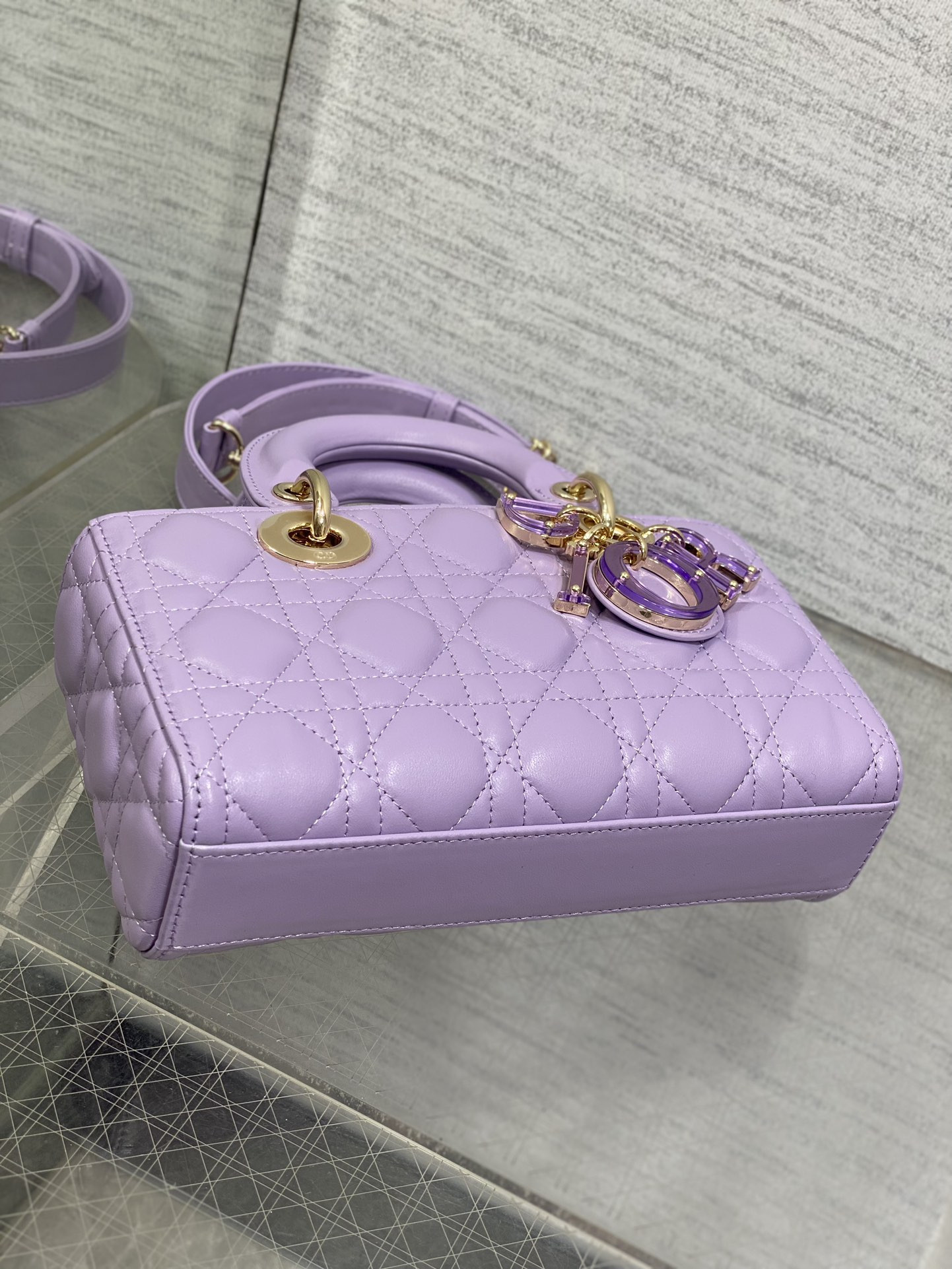 DIOR SAMLL D-JOY BAG 22.5 x 6 x 11.5CM