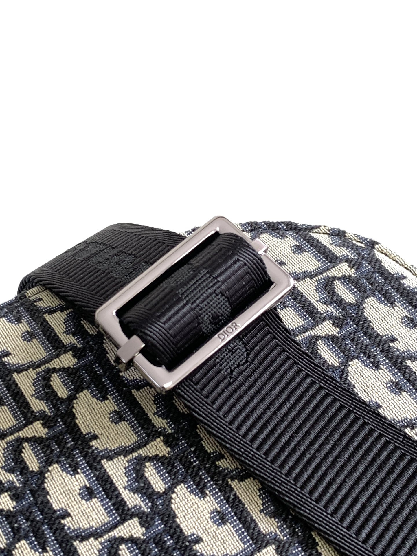 Dior Saddle Messenger Bag 24 x 16.5 x 5.5 cm