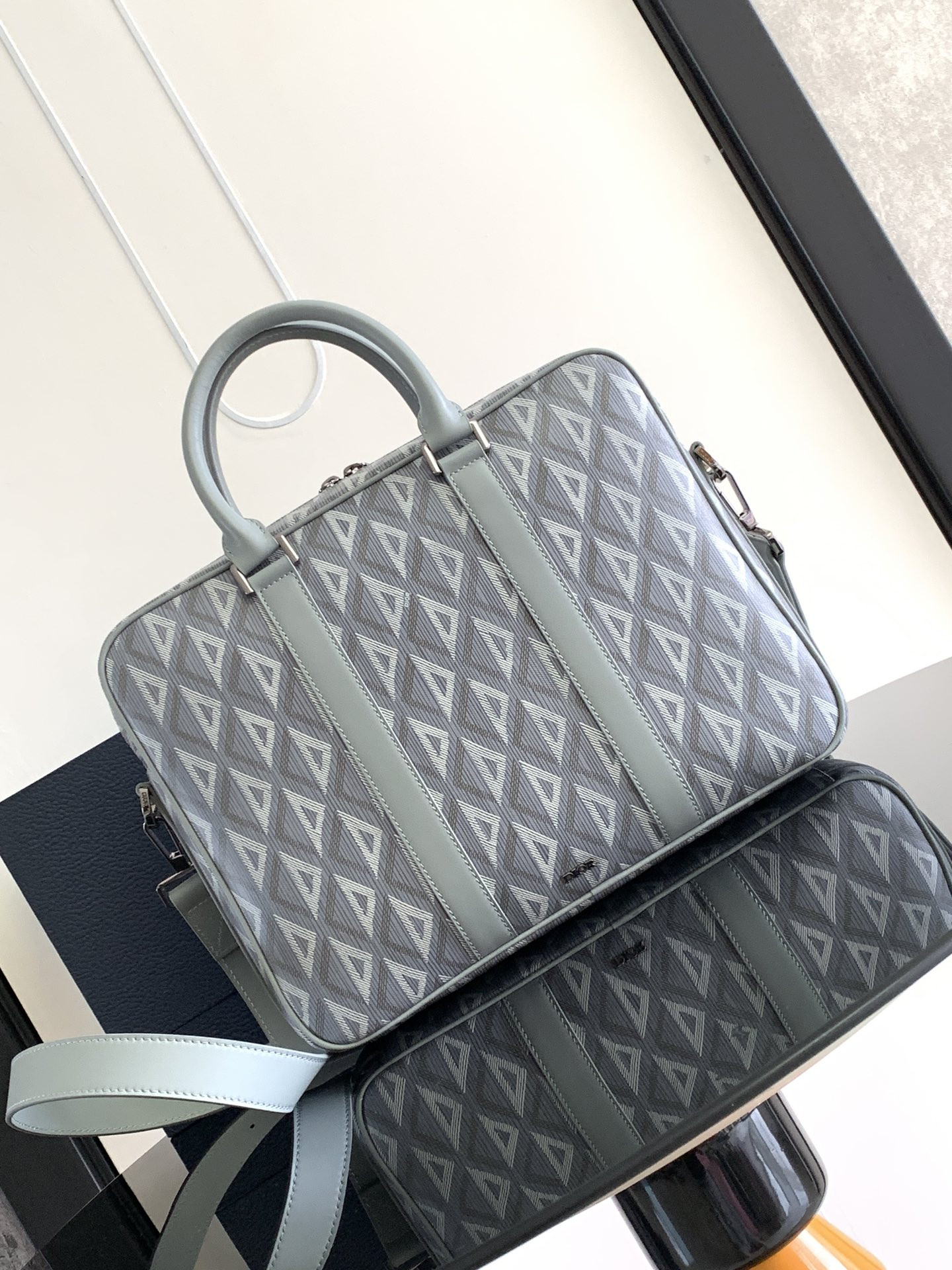 Dior Zipped Briefcase 37 x 28 x 6 cm