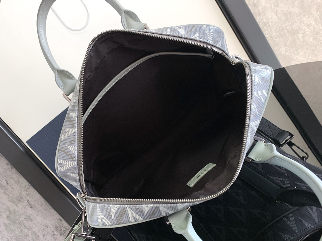 Dior Zipped Briefcase 37 x 28 x 6 cm