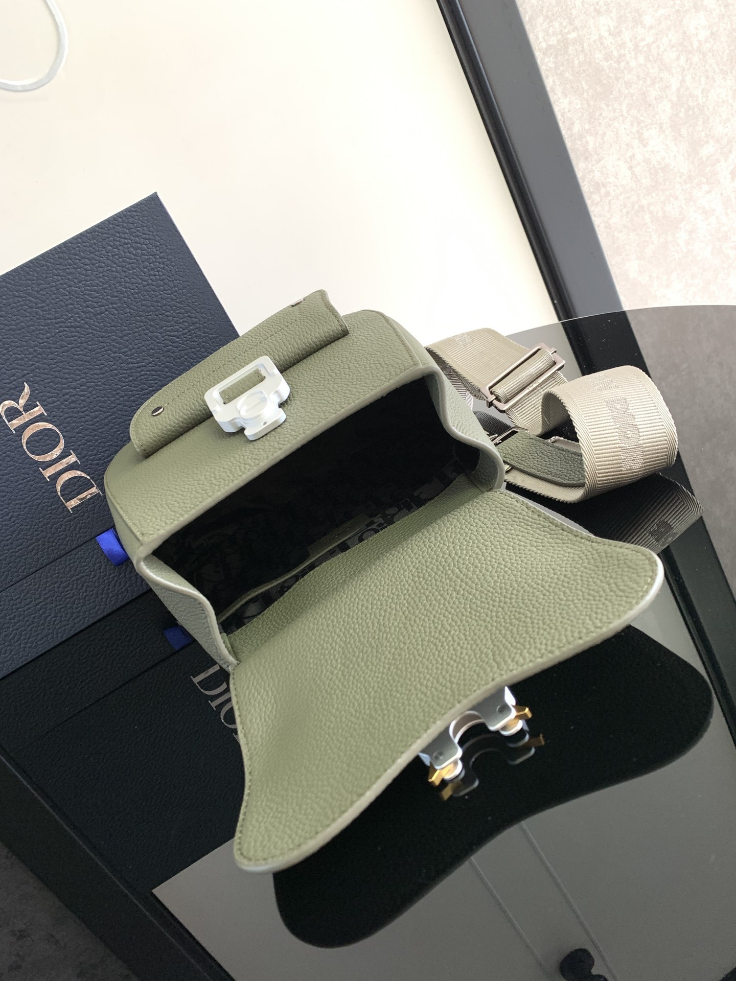 Dior Gallop Backpack 28 x 40 x 12 cm