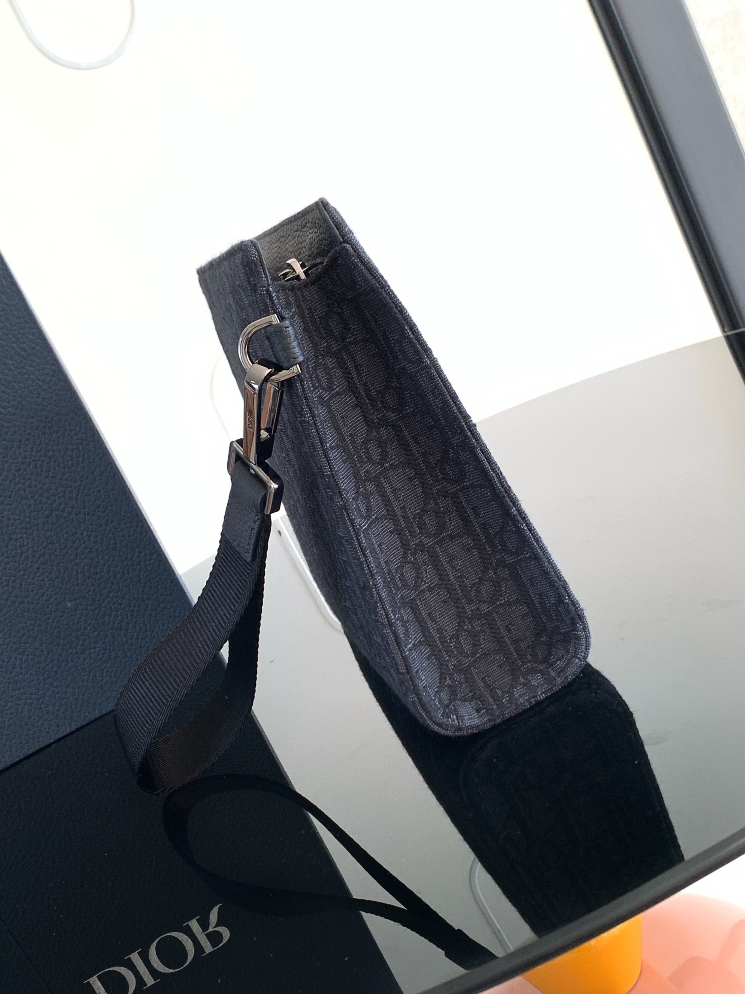 Dior A5 Triangle Pouch 27 x 19.5 x 6 cm