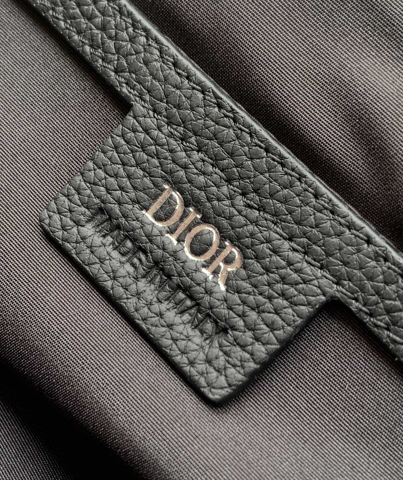 Dior Hit the Road Messenger Bag with Flap Black Dior Gravity Leather and Black Grained Calfskin 24 x 18 x 8 cm