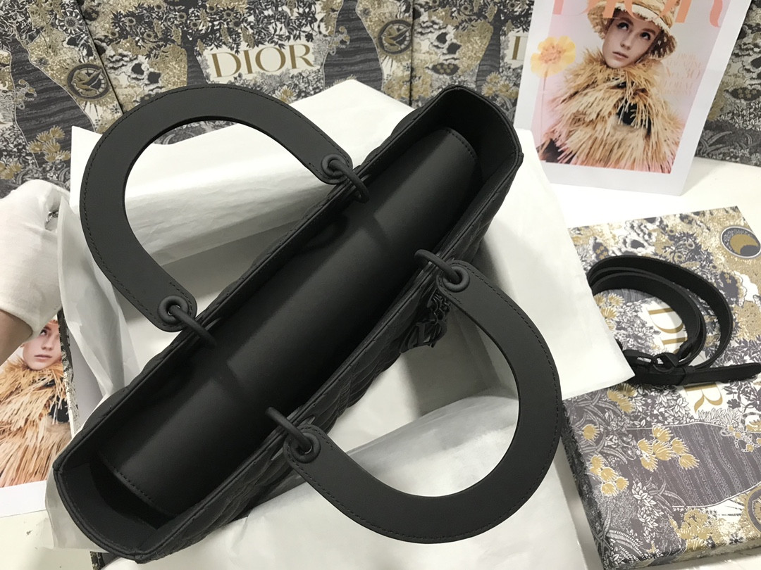 Dior Lady Bag 32 x 25 x 11cm