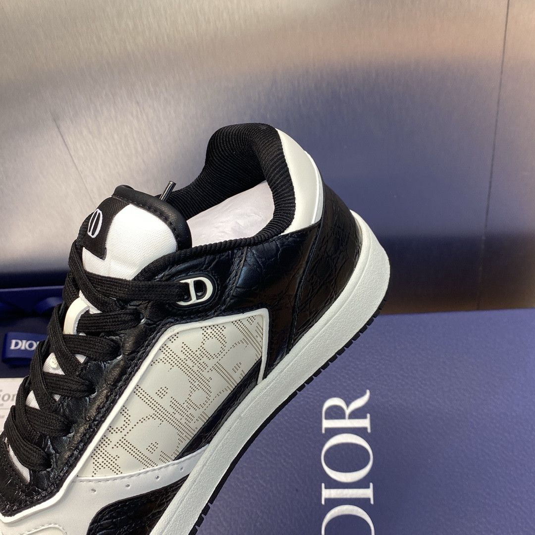 UA Dior B27 Sneaker