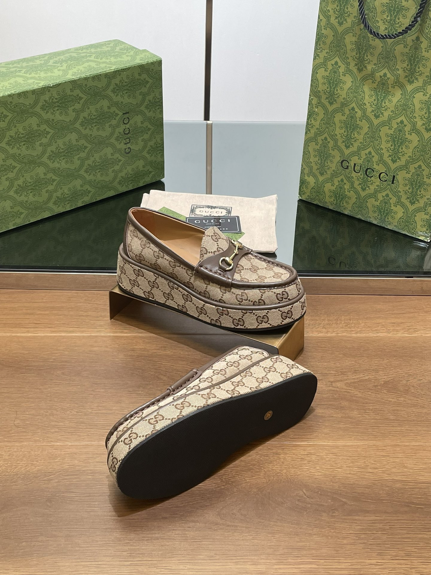 UA GUCCI HORSEBIT WEDGE LOAFER