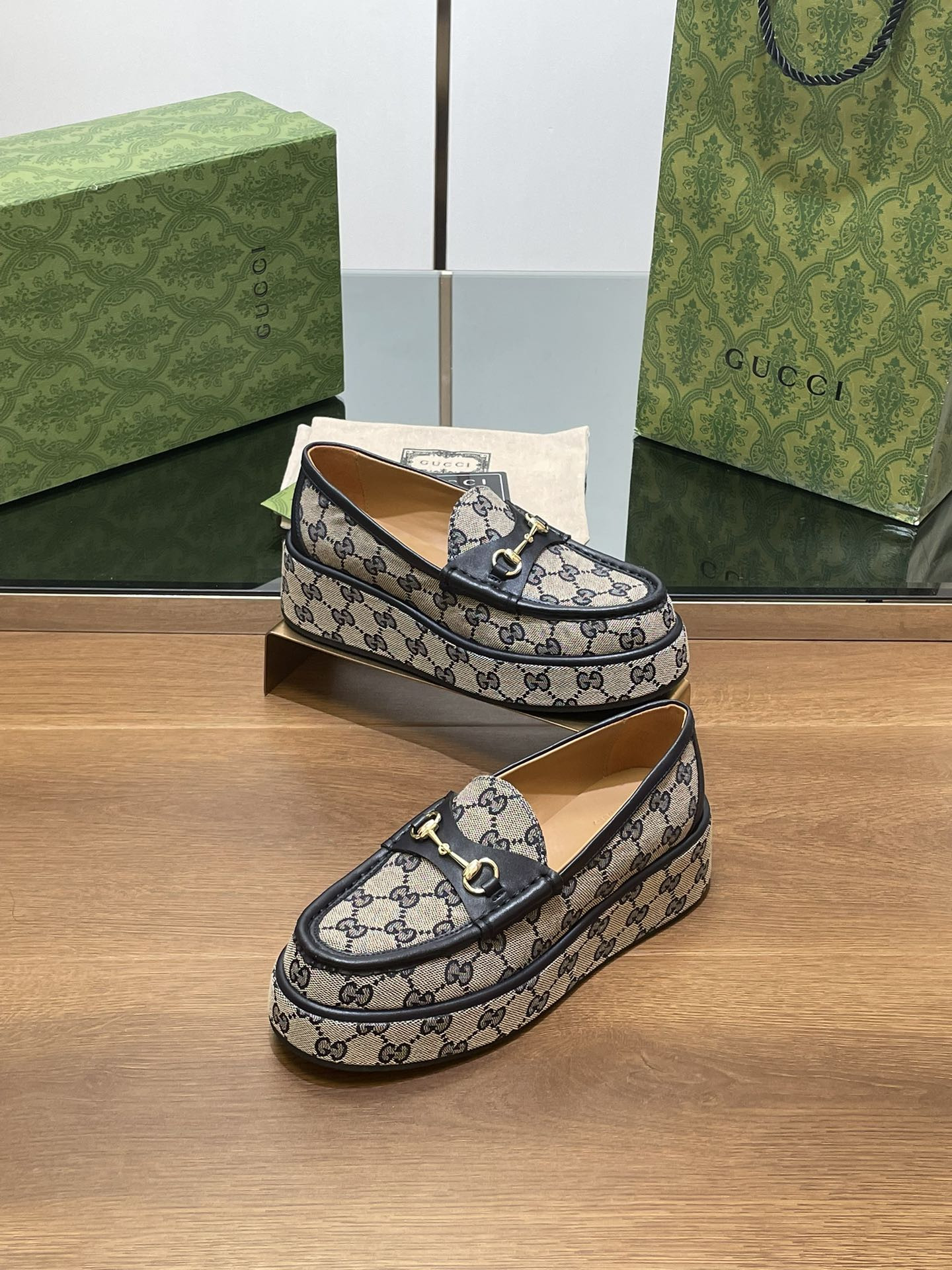 UA GUCCI HORSEBIT WEDGE LOAFER