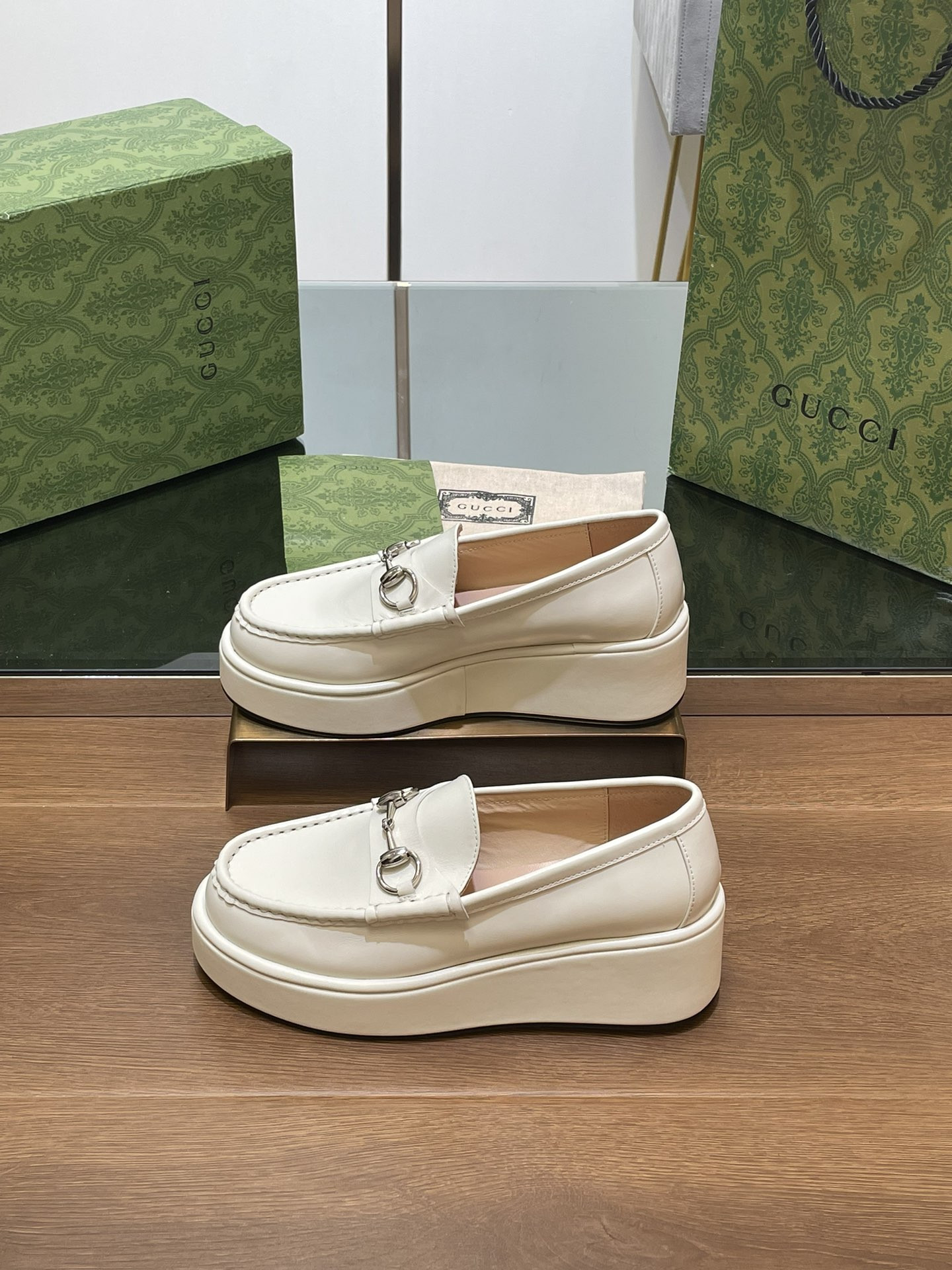 UA GUCCI HORSEBIT WEDGE LOAFER