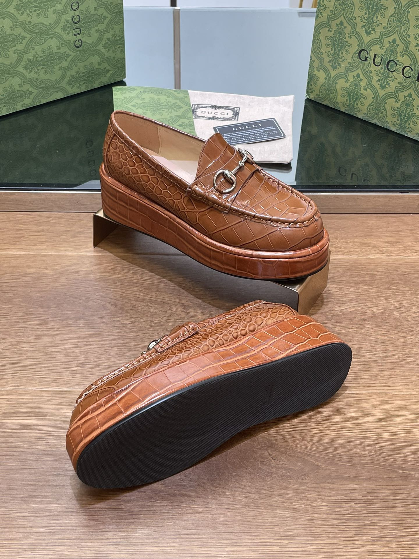 UA GUCCI HORSEBIT WEDGE LOAFER