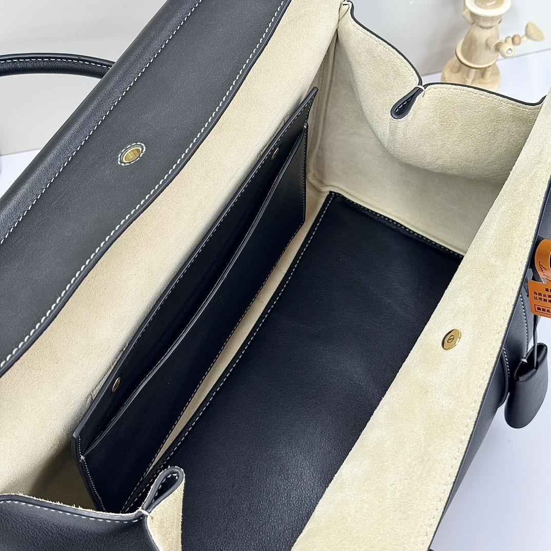 Loro Piana Loom Bag L32 Black Smooth Calfskin 33 x 23 x 18 cm