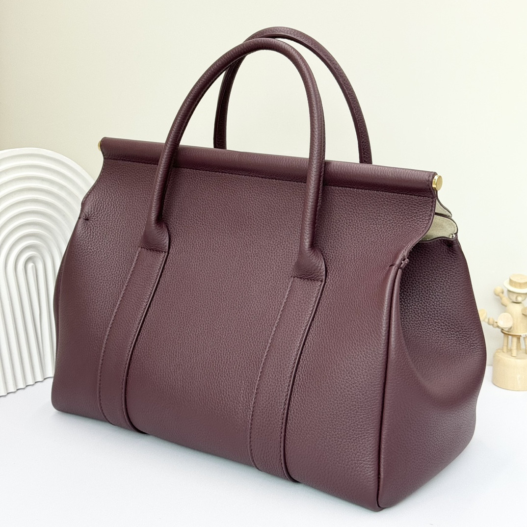 Loro Piana Loom Bag L32 Grained Calfskin 33 x 23 x 18 cm