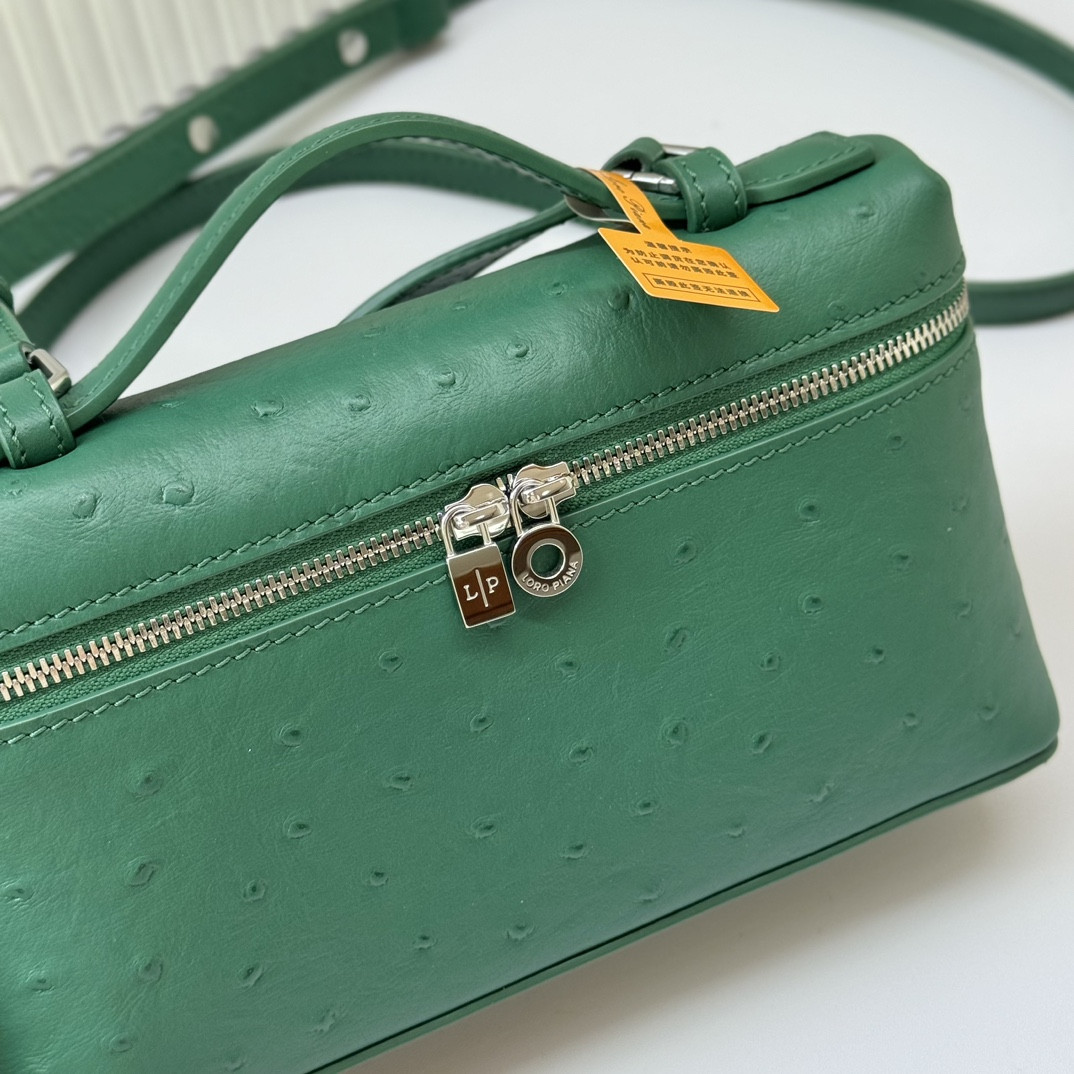 Loro Piana Extra Pocket L19 Ostrich-grained Leather 11 x 19 x 6.5 cm