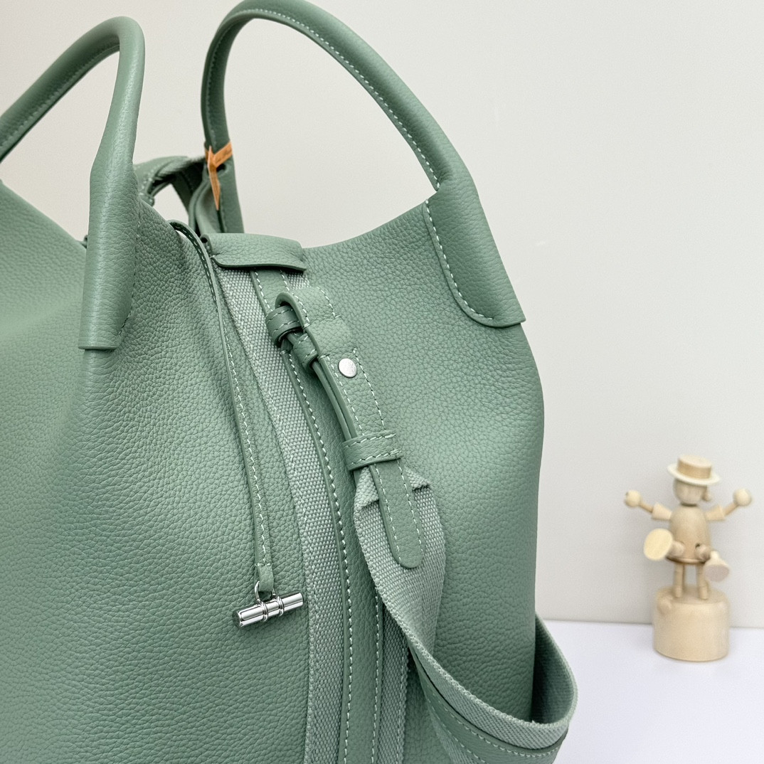 Loro Piana Large Bale Bag Grained Calfskin 24 x 20 x 27 cm