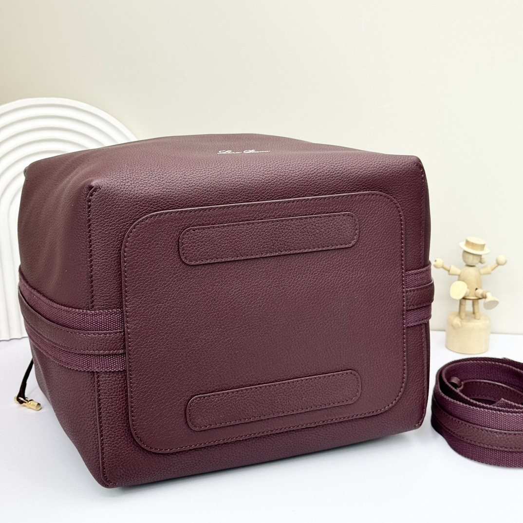 Loro Piana Large Bale Bag Grained Calfskin 24 x 20 x 27 cm