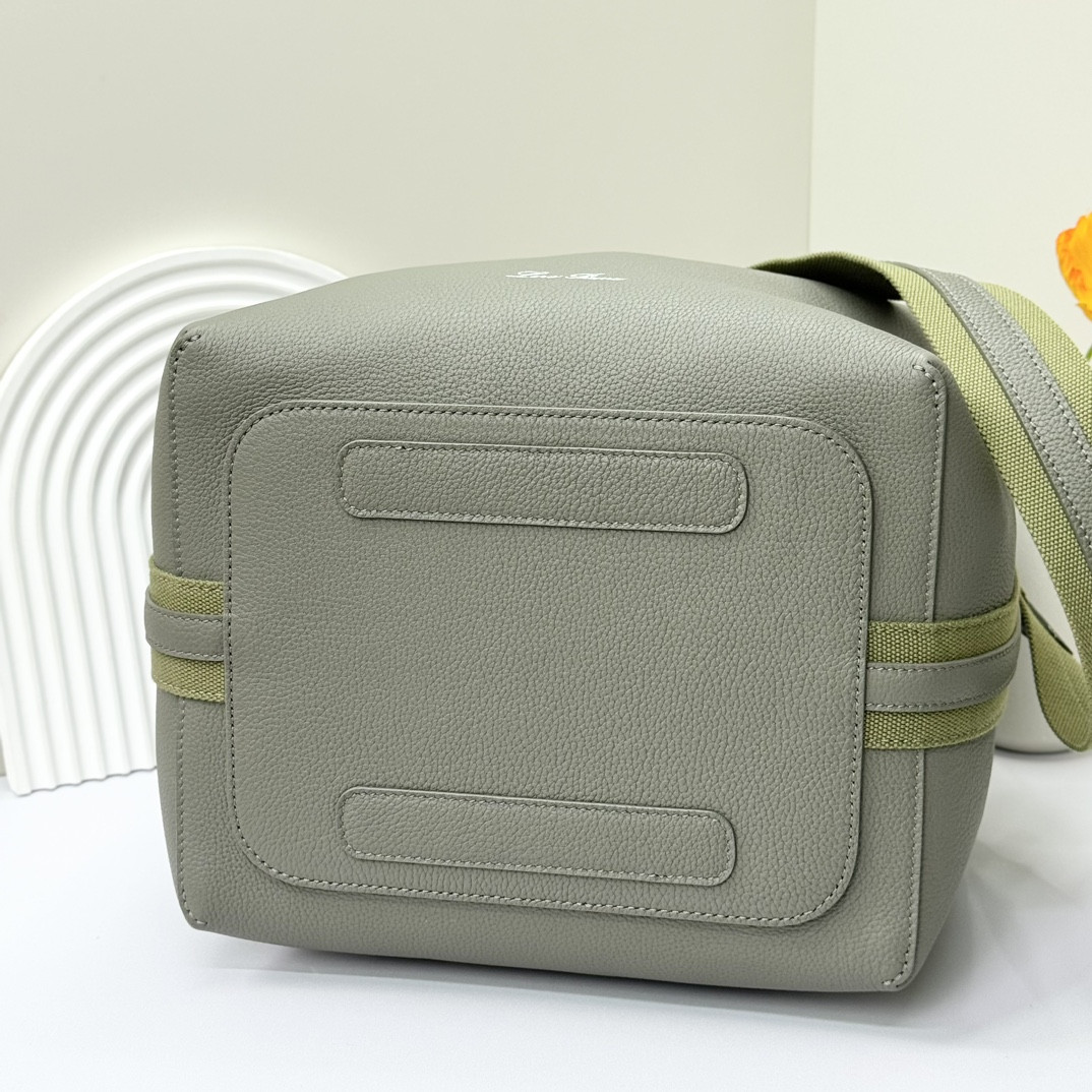 Loro Piana Large Bale Bag Grained Calfskin 24 x 20 x 27 cm