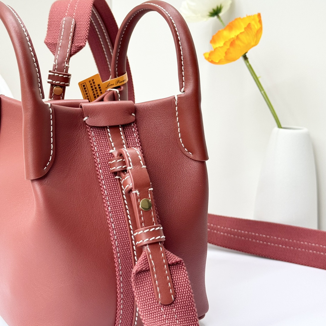 Loro Piana Micro Bale bag Smooth Calfskin 23 x 16 x 14 cm