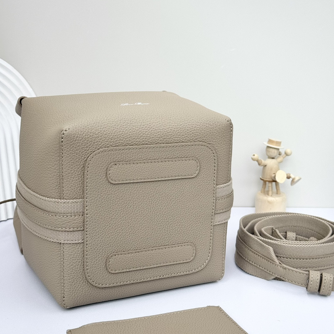 Loro Piana Small Bale Bag Grained Calfskin 17 x 17 x 21 cm