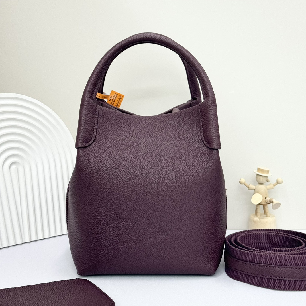 Loro Piana Small Bale Bag Grained Calfskin 17 x 17 x 21 cm