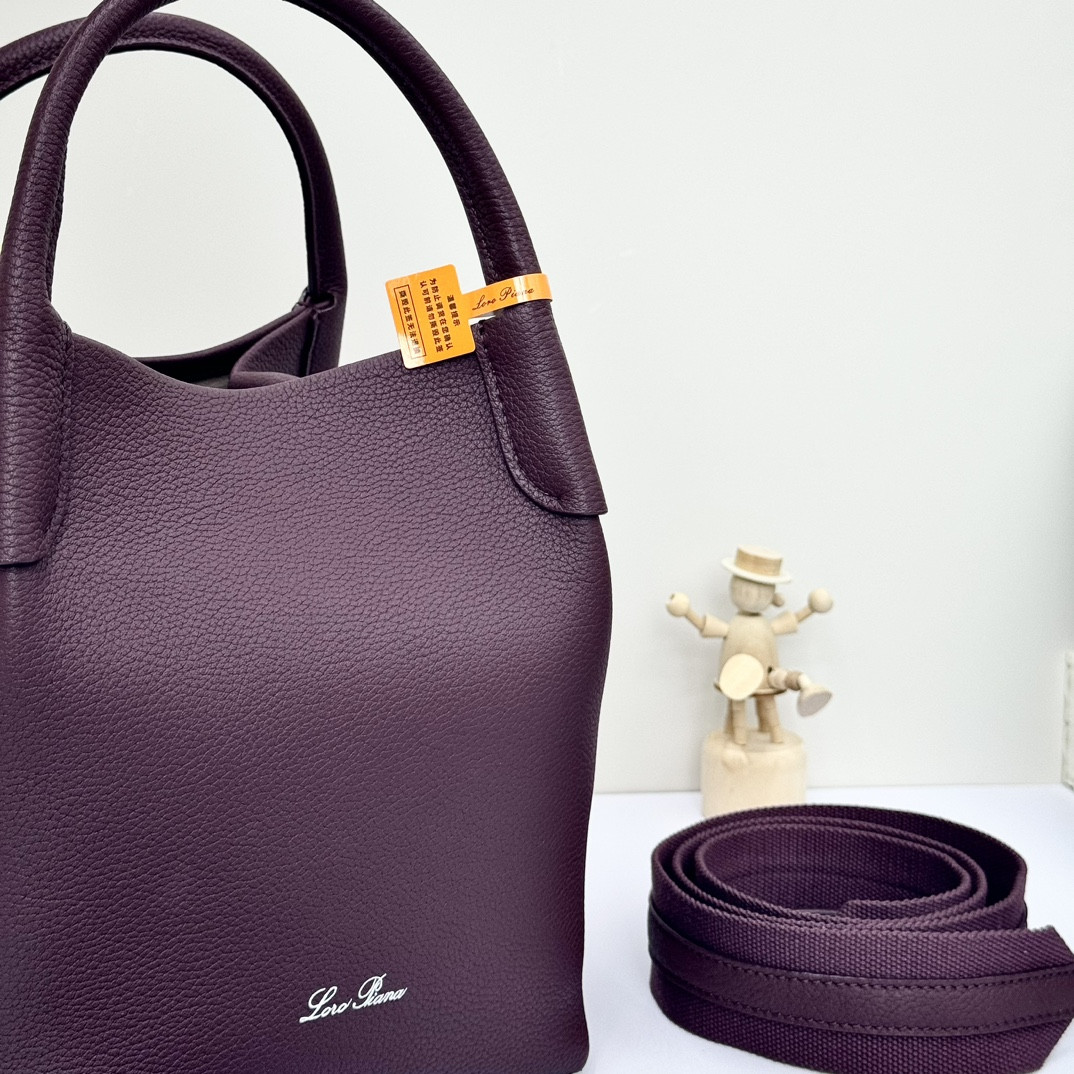 Loro Piana Small Bale Bag Grained Calfskin 17 x 17 x 21 cm